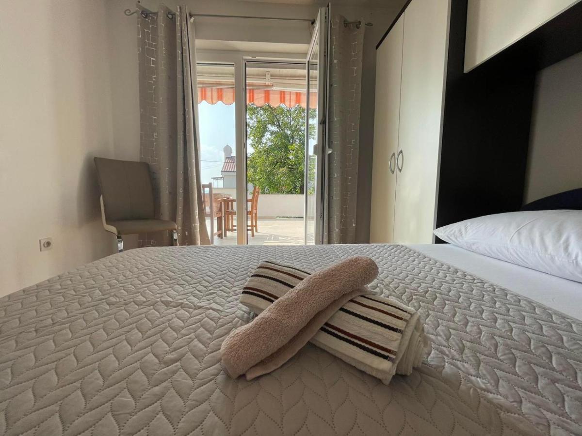 Apartman Renata Crikvenica Exterior photo